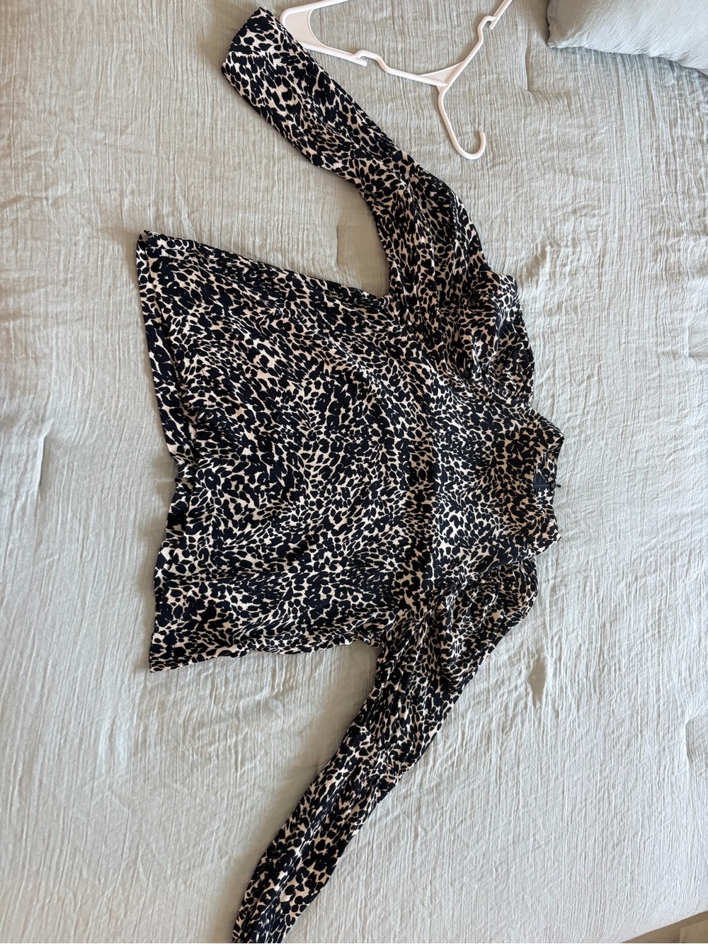 Zara Black and Cream Leopard Print Long-Sleeve BlouseW